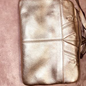 Makowsky purse. 100% genuine leather. Metallic gold